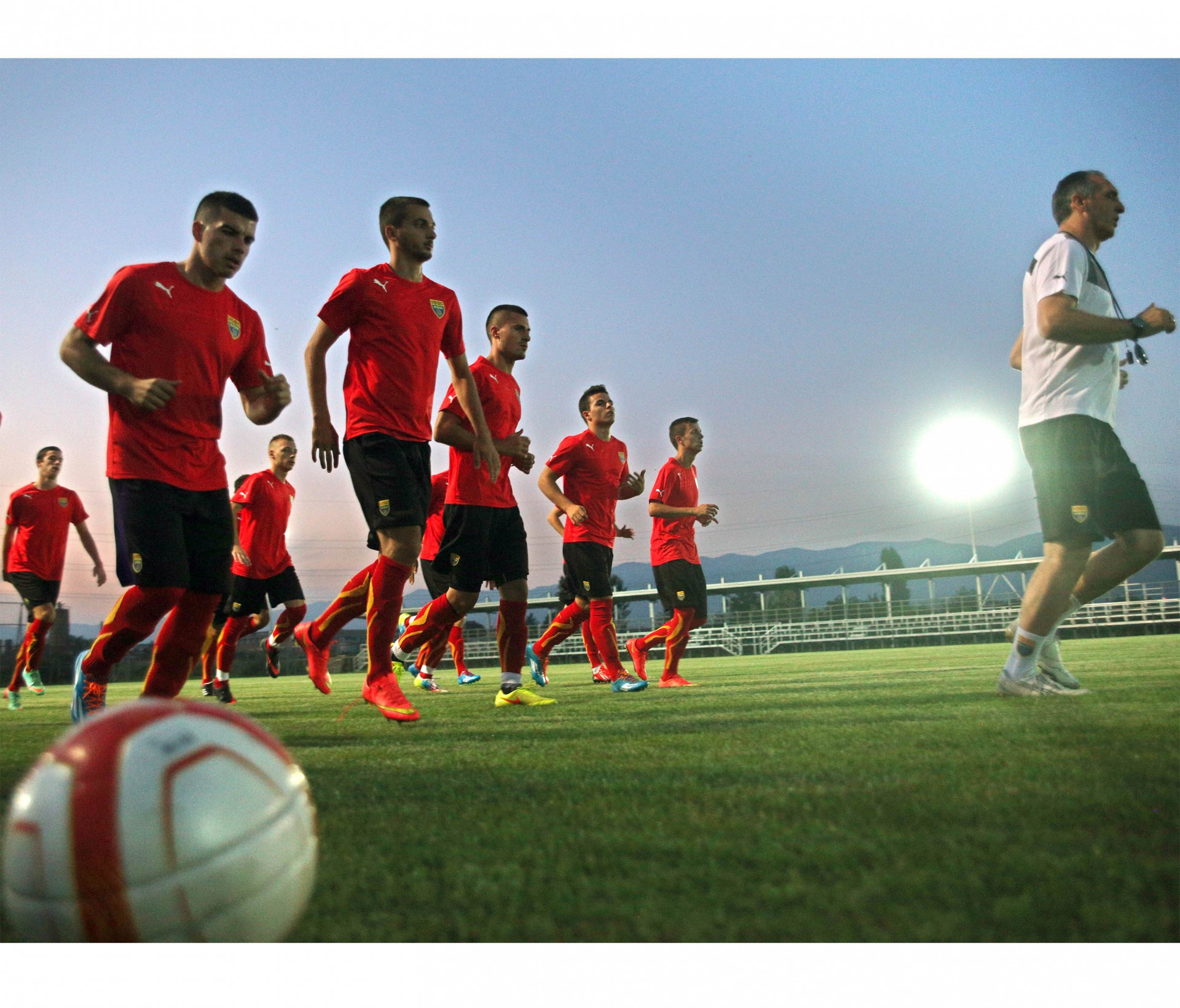 U21: The first training session with Vujadin Stanojkovic