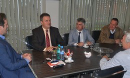 The President of the Football Federation of Macedonia, Ilcho Gjogjioski, had a meeting with the Hungarian Ambassador Dr. Jozhef Bence
