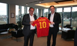 Претстедателот Ѓорѓиоски во официјална посета на Турската фудбалска Федерација