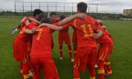 У-16 Македонија издвојува минимална победа над Сан Марино