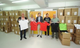 ФФМ донираше опрема на 114 екипи во младинските конкуренции