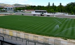 Teren i ri me bar natyral në stadiumin Tumbe Kafe në Manastir
