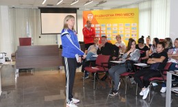 Promovohet projekti i UEFA-së Free Kicks për zhvillimin e futbollit të emrave