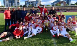 Vardari U19 fitoi Kupën e Maqedonisë