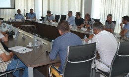 Krerët e FFM-së takim me klubet e LPFM-së për shitjen e të drejtave televizive