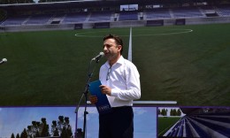 Filloi ndërtimi i tribunës së stadiumit në Çair