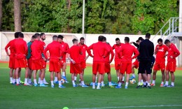 Македонската репрезентација го одржа првиот тренинг во Рига. Спировски и Муслиу гарантираат борба за секоја топка и наша победа