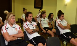 Селекторот на женската репрезентација Кирил Изов ги одреди фудбалерките за натпреварите против Казахстан и Србија