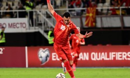 Адис Јаховиќ се повлекува од репрезентацијата на Македонија